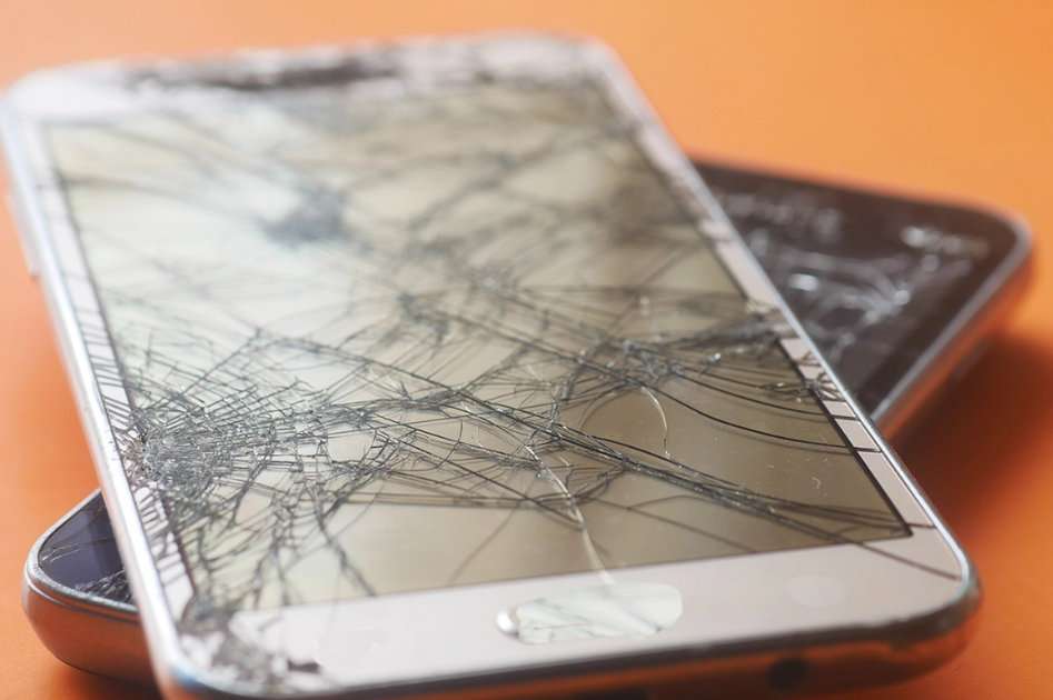 Types of Phone Screen Damages and Repairs