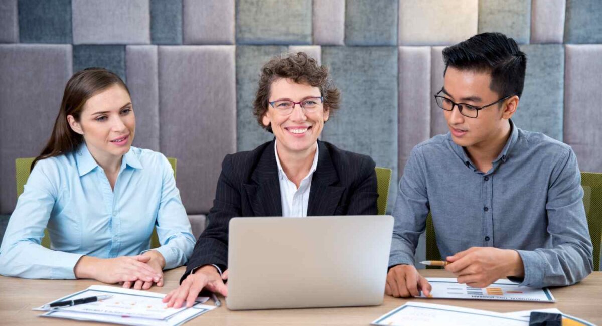 How to Grow Your Finance Team: A Simple Guide to Accounting Outsourcing Mauritius